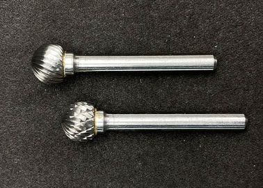 Ein guter Preis. Hartmetall-Drehgrat-Drehwerkzeug, das Schaft-Härte der Stückchen-HRA 89-92.5 schnitzt Online
